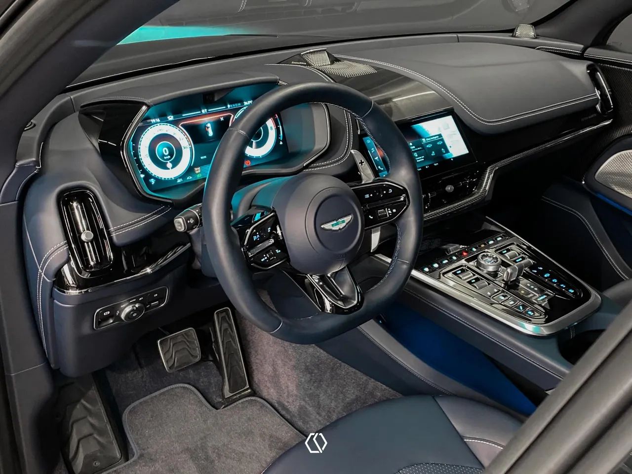 Aston Martin DBX 707 4.0 V8 707cv, foto 14 de 20
