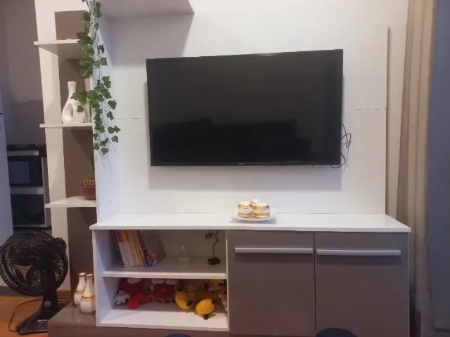 Estante com Painel para TV - Foto 2