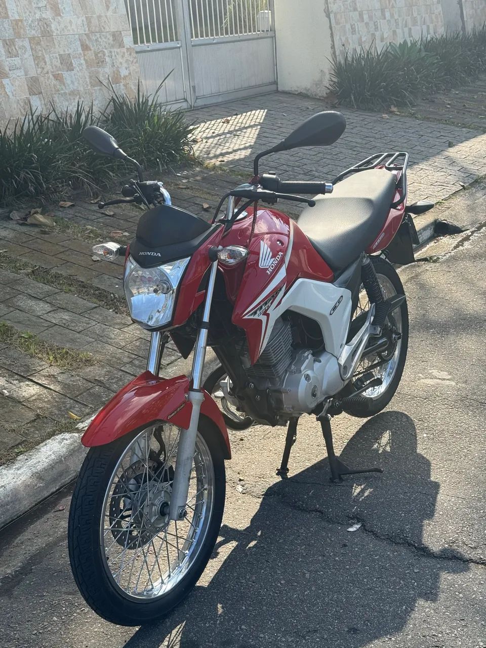 Cg 150 ano 2015 - Foto 4