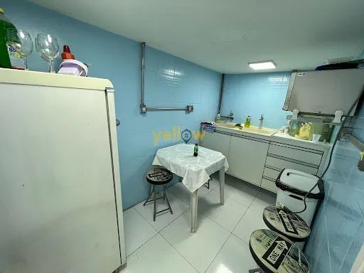 Comercial Prédio Comercial em São Paulo