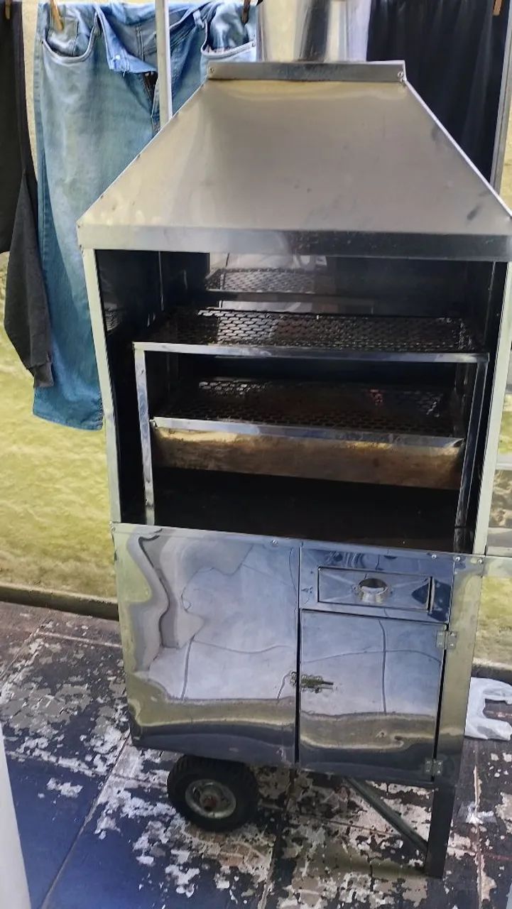 Carrinho de churrasco 