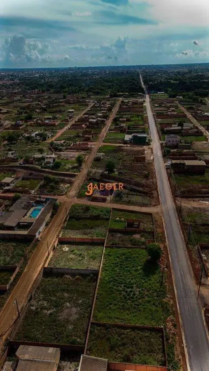 Terreno à venda  600 m² murado