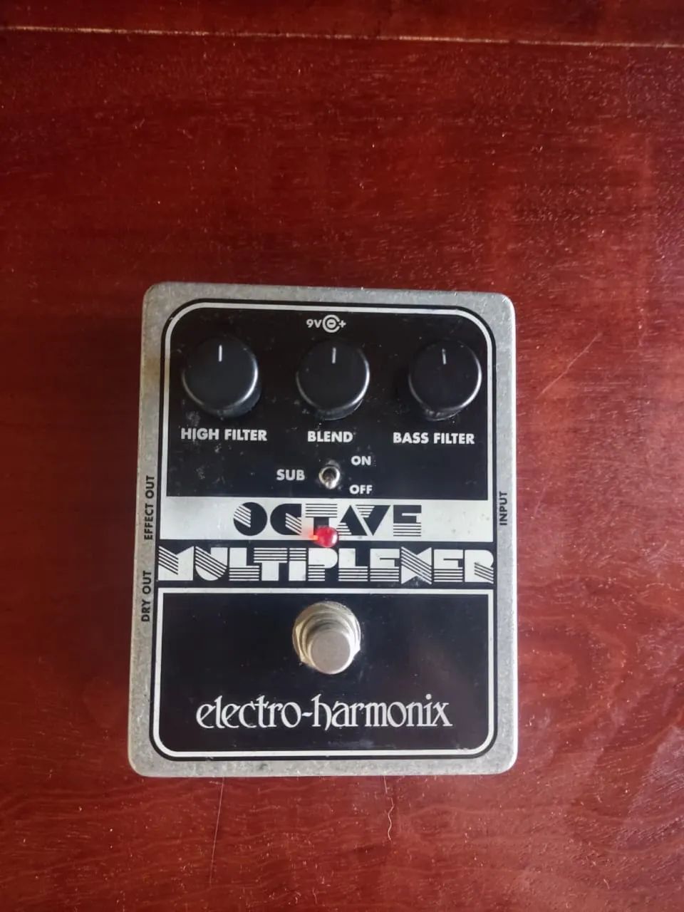 Pedal oitavador Octave multiplexer electro harmonix 