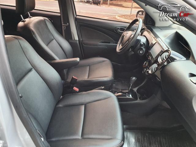 Toyota Etios Sedan 1.5 XLS Flex automático único dono 2017 - Foto 9