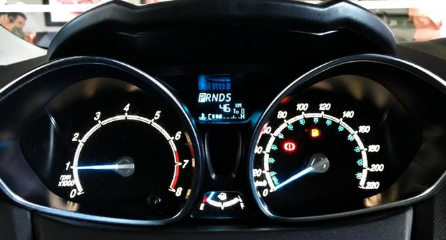 Ford Fiesta Titanium 1.6 . Prata. 2013/2014 - Foto 8