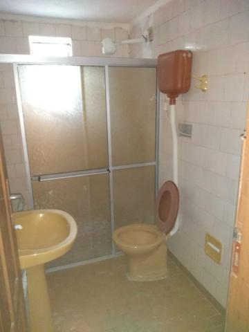 Apto amplo 3 dorm 2 banheiros 1 vaga - Foto 6