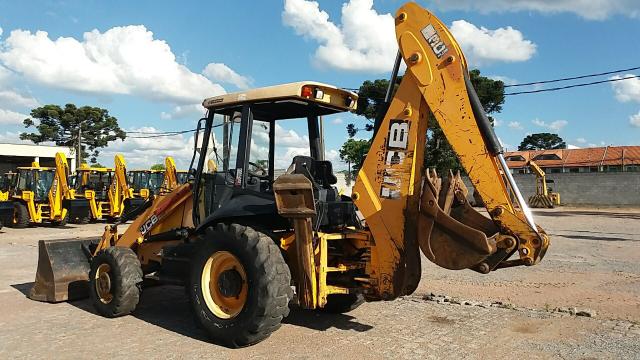 Retroescavadeira JCB 3C PLUS ano 2012 - Foto 4