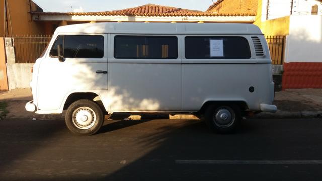 Vendo Kombi semi-novo 2013/2014 - Foto 4