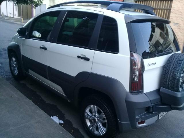 Fiat Ideia Adventure 1.8 Dual 14/15 - Novo