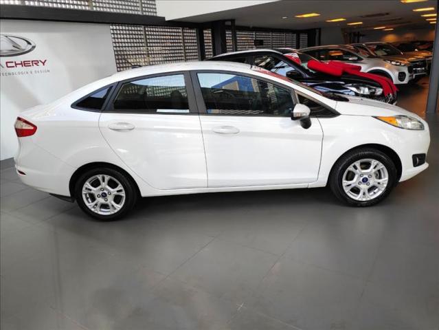 Ford Fiesta 1.6 se Sedan 16v - Foto 7