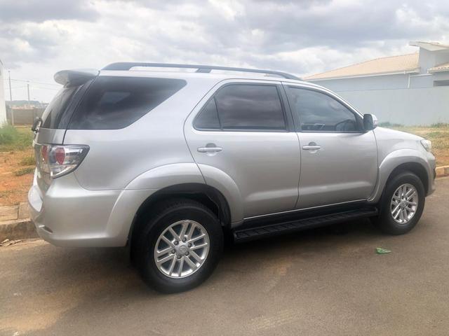 Vendo hilux sw4 flex - Foto 3