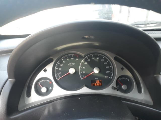 Corsa Premium sedã 1.4 20mil - Foto 11