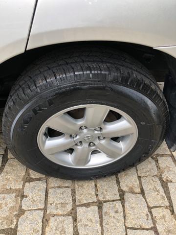 Toyota Hilux SW4 7 lugares 2010 - Foto 6