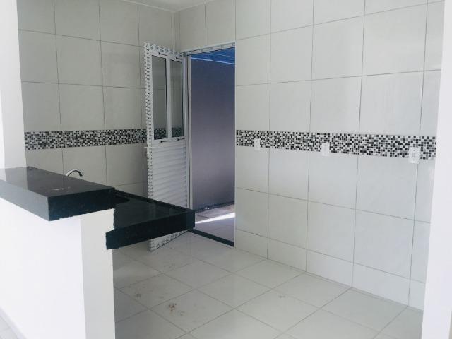 Linda casa com documentação grátis 2 quartos e 2 suites,entrada em 12x , * - Foto 11