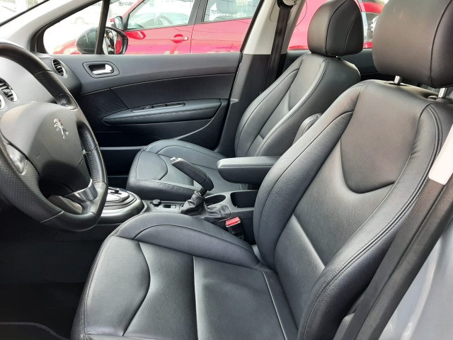 Ent. 50% + 48x 799,00 - Peugeot 308 Griffe THP 1.6 2014 - Só 60.000km - Foto 6