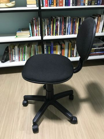 Cadeira de escritório - Foto 2