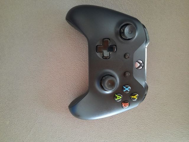 Vendo, Controle para Xbox one seminovo