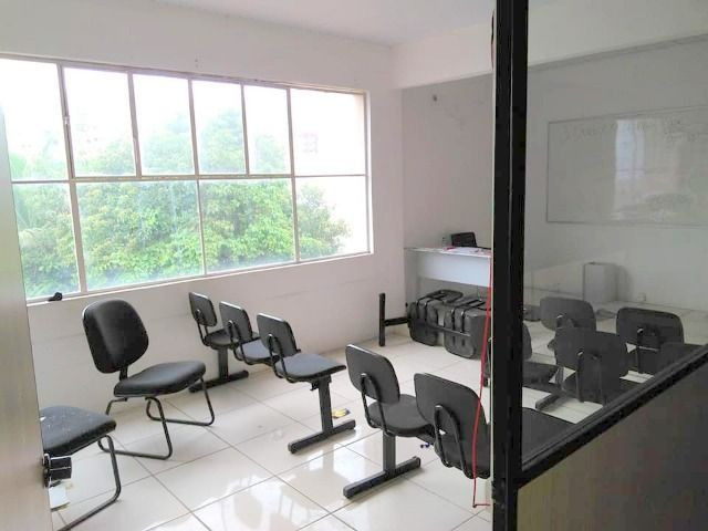 Comercial frente dias da cruz - Foto 17