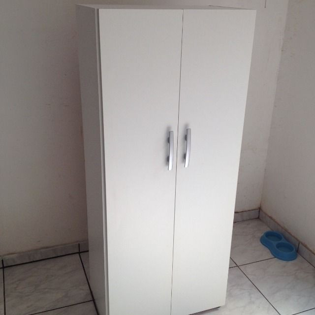 Armario multiuso novinho