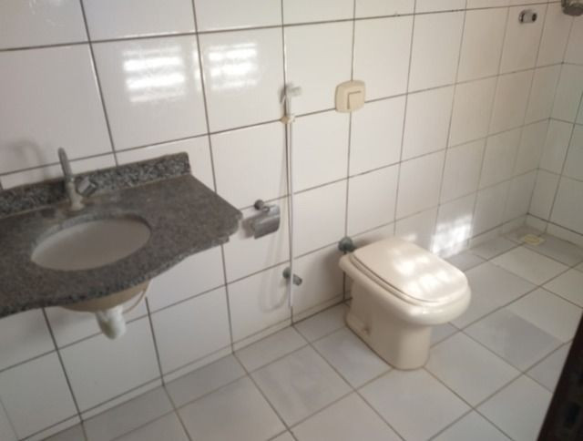 Vende-se uma excelente casa no bairro Nova Betania - Foto 8