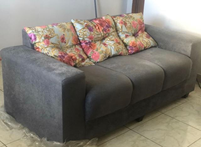 Vendo sofá novo