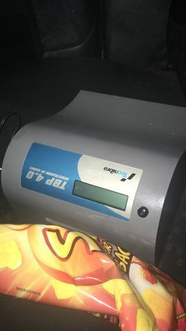 Vendo máquina de bater cartão barato funcionando normalmente - Foto 2