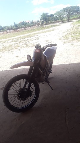HONDA XR200