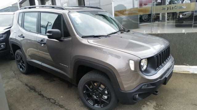 JEEP RENEGADE 2.0 16V TURBO DIESEL MOAB 4P 4X4 AUTOMÁTICO