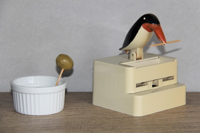 Dispersor de Palitos Pinguim SM - Origem França - Fabric Anos 50 - Foto 3