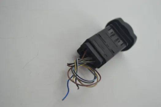 Botão Interruptor Pisca Alerta Painel Renault Logan Original - Foto 4