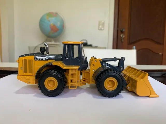 Miniatura carregadeira John Deere 1/50