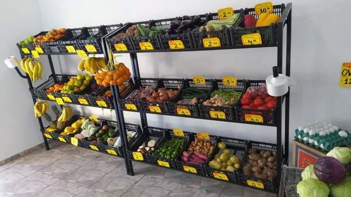 Gôndola para sacolão 