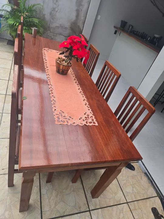 Mesa de Jantar de Madeira Maciça - Foto 3