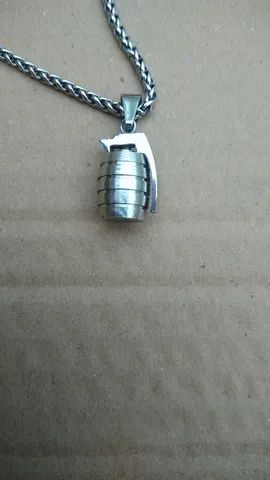 Corrente com pingente