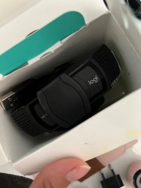 Web Cam C920s Pro HD- ótima qualidade  - Foto 2