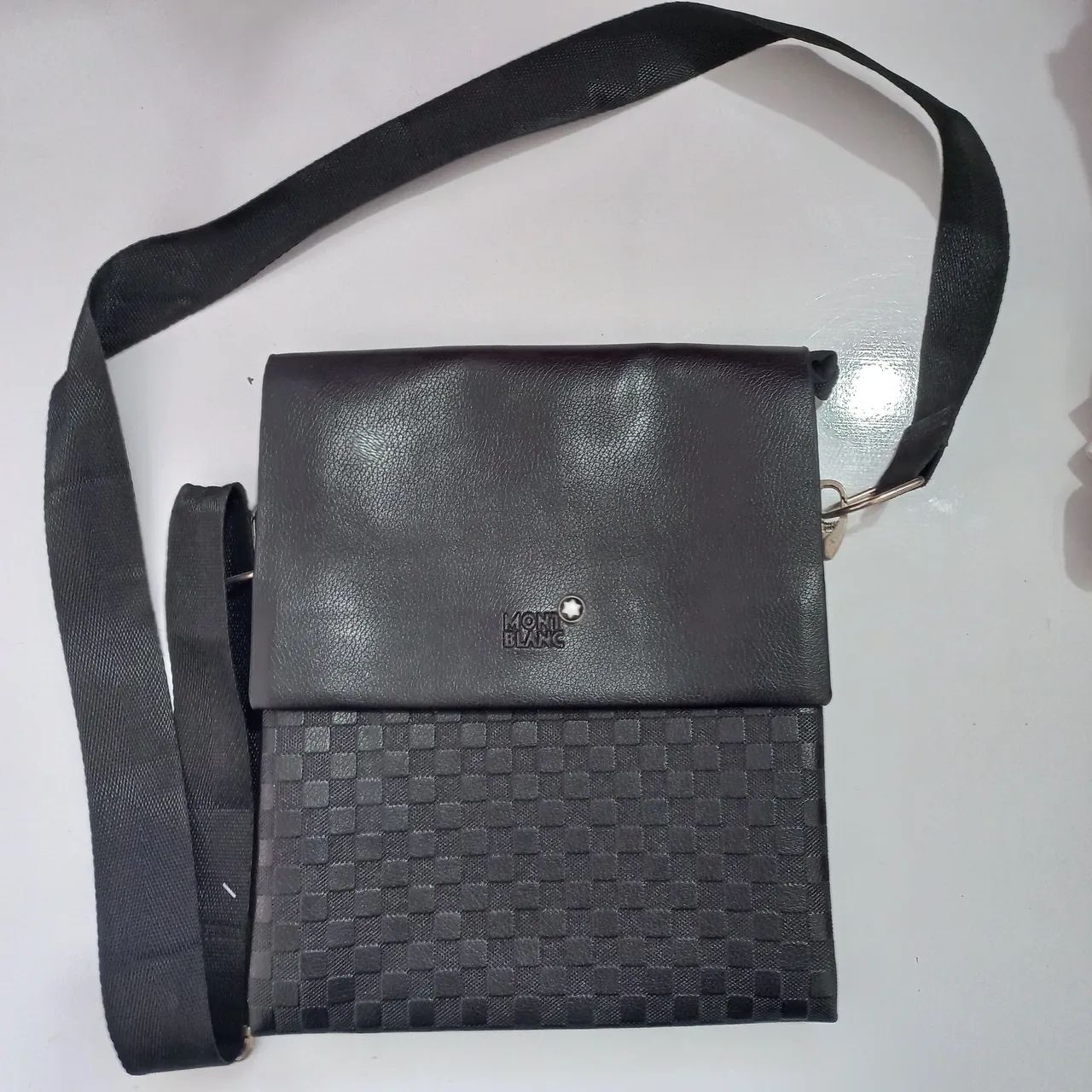 bolsa carteiro montblanc nightflight preto