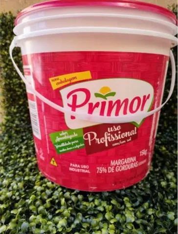 Vendo baldes de margarina de 15 KG (SECO )6.00