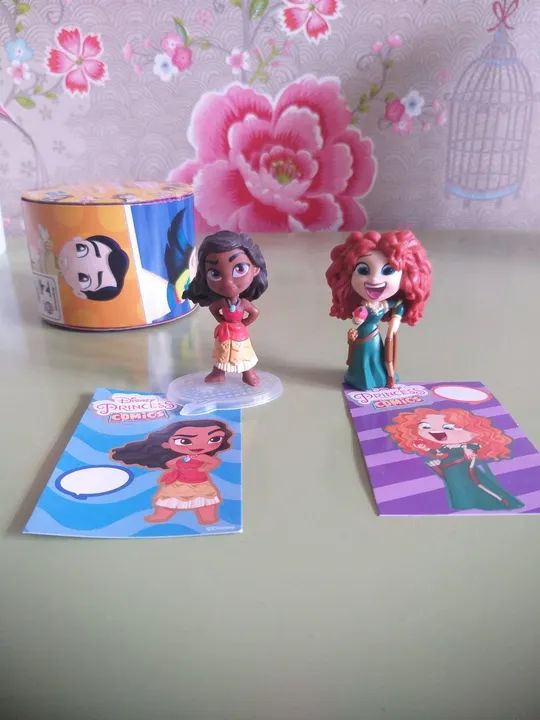 Lote de miniaturas disney comic minis - Moana e Merida 
