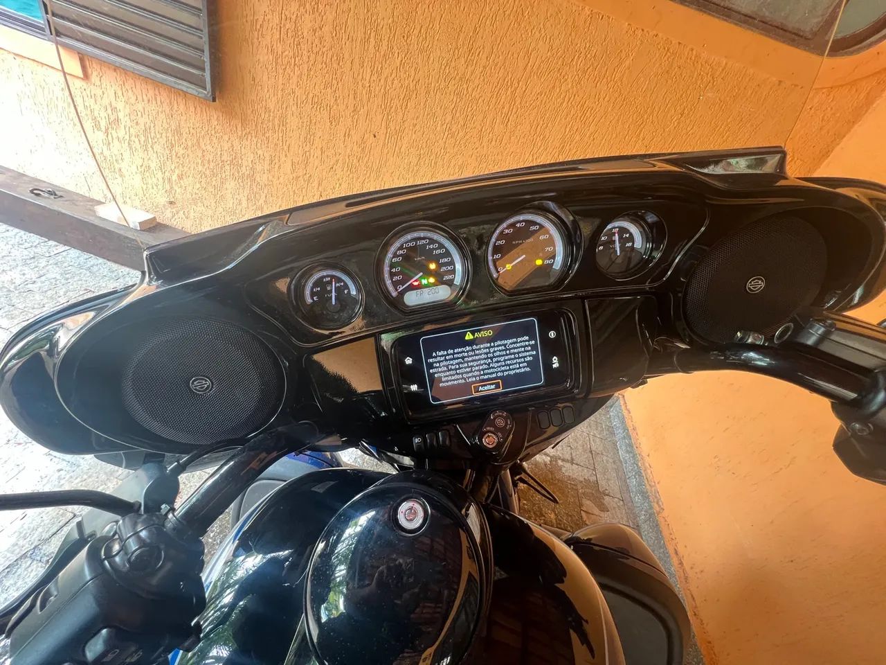 Harley Davidson Road Glide 2023 - Foto 2