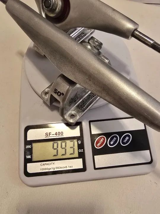 Trucks gullwing charger 185mm Angle: 50° (NOVOS) - Foto 2