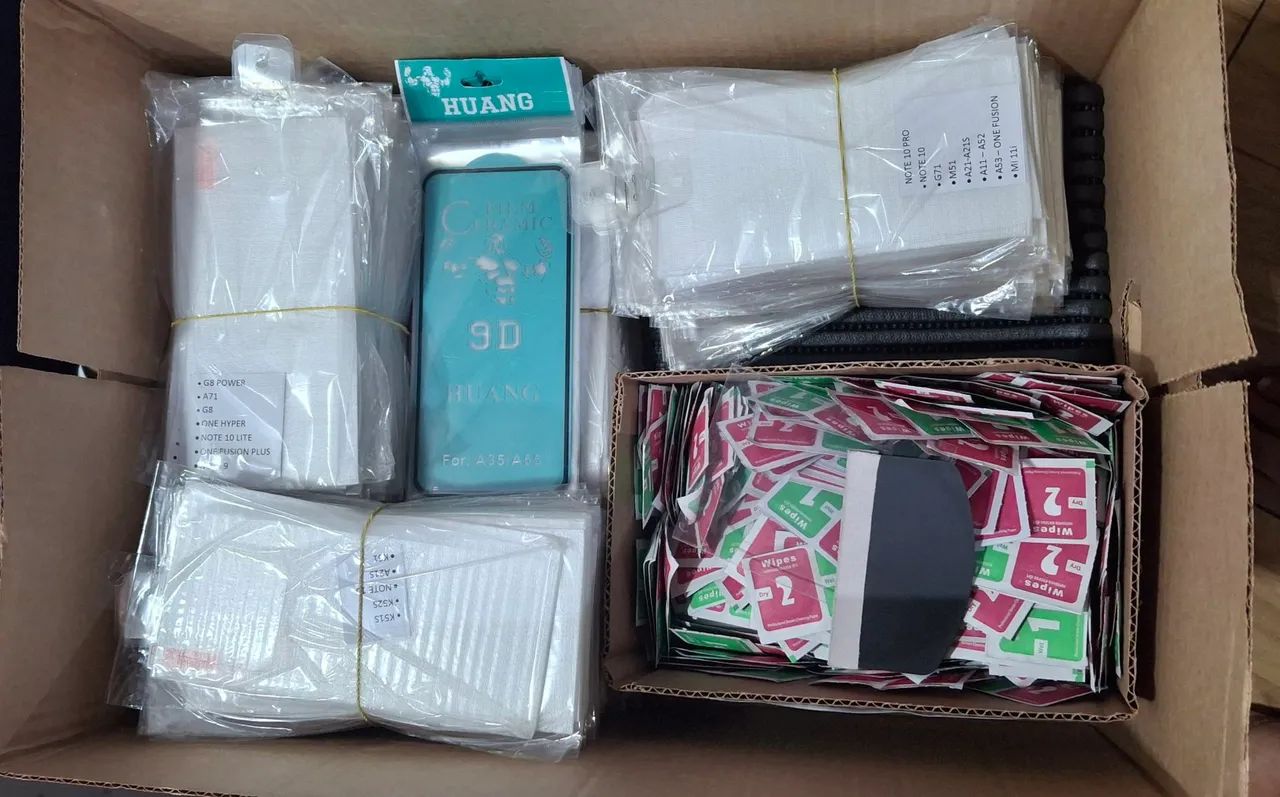 Kit para colocar película em celular