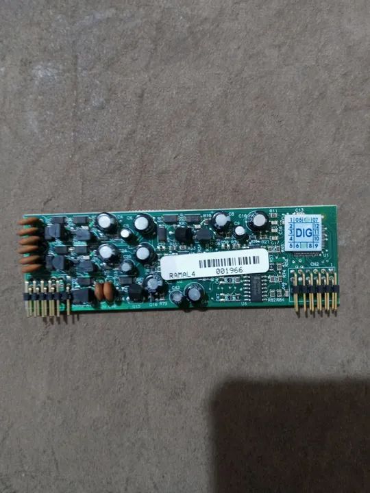 Placa de 4 ramais XT-42/72 Digistar