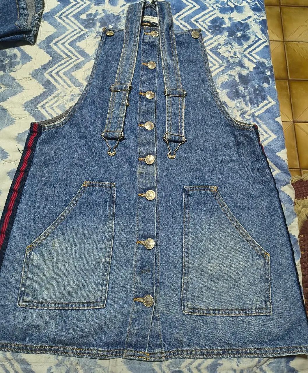 Vendo macaquinha jeans 42 - Foto 2