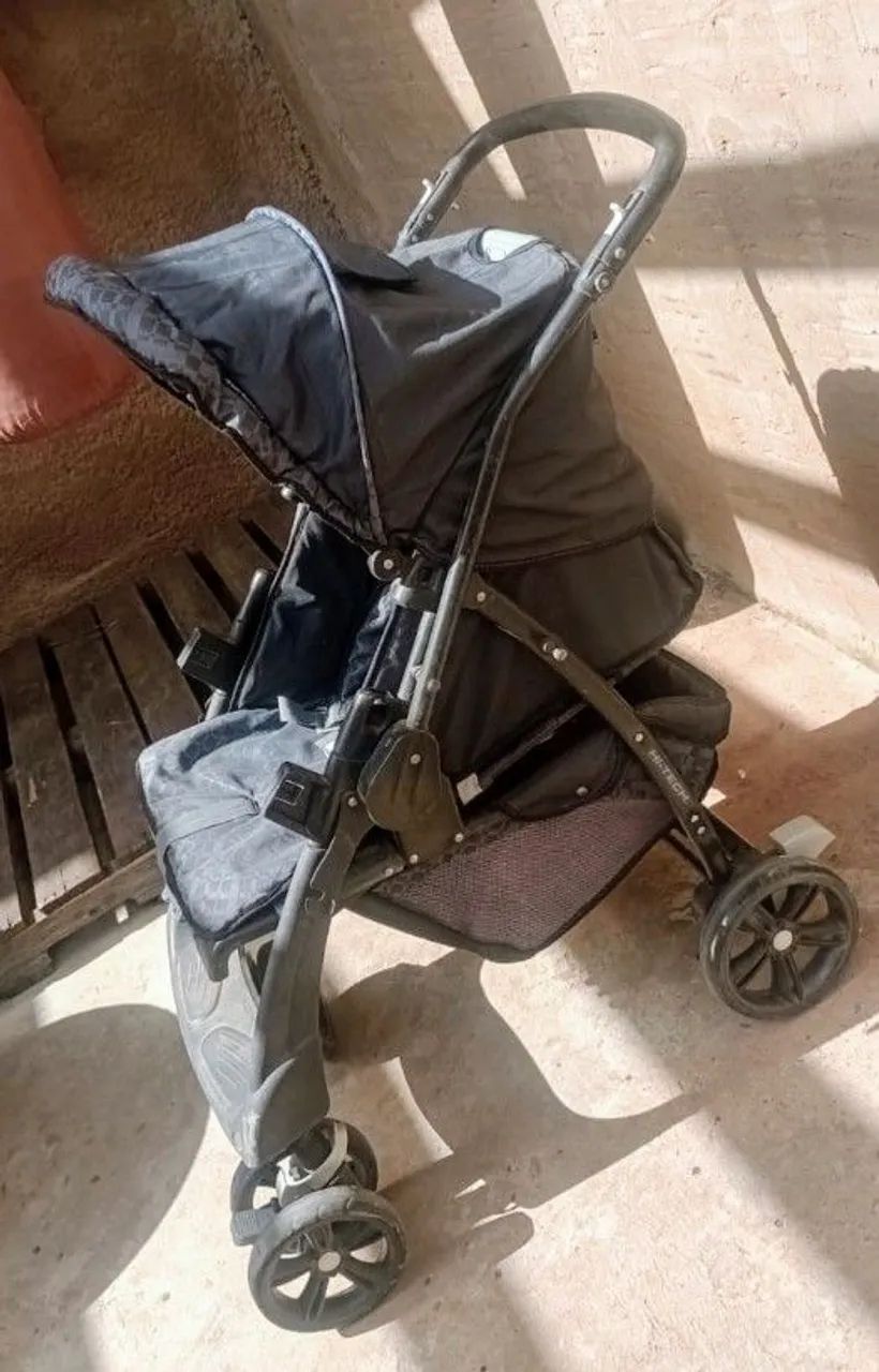 Kit Carrinho + Bebê conforto Burigotto  - Foto 4