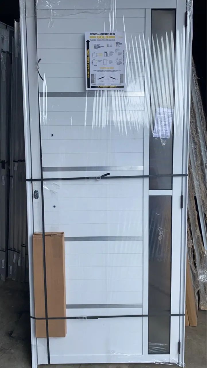 Porta de alumínio branca lambril luxo 80cm - Promoção da Semana! - Foto 2