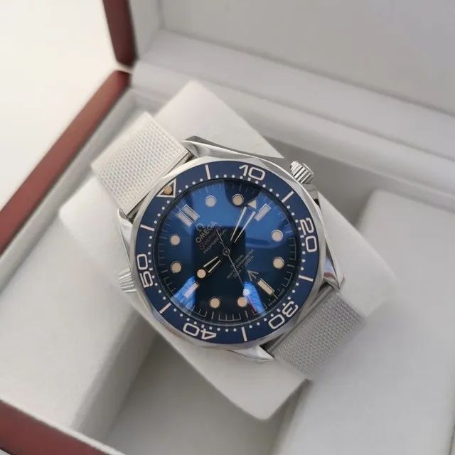 Relógio Omega Seamaster 007