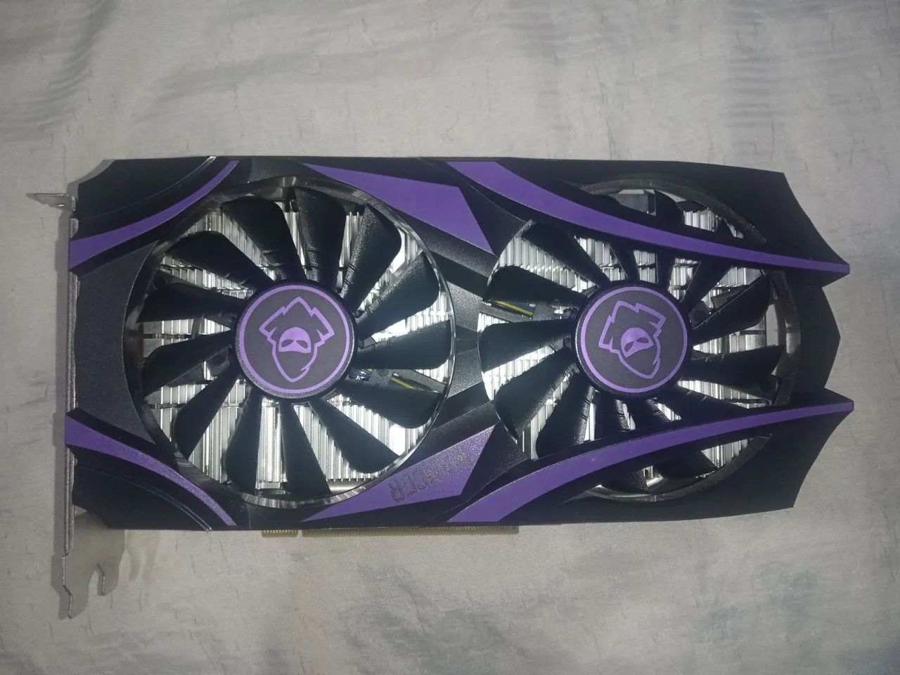 RX 5500XT 8GB 10 meses de uso