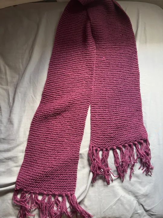 Cachecol de tricô vinho 