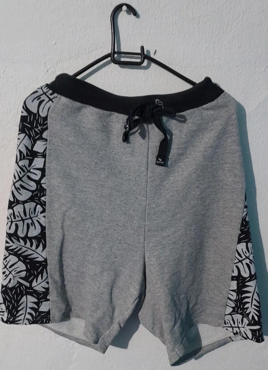 Shorts Moletom Florido Tamanho: P Cor: Cinza - Sports