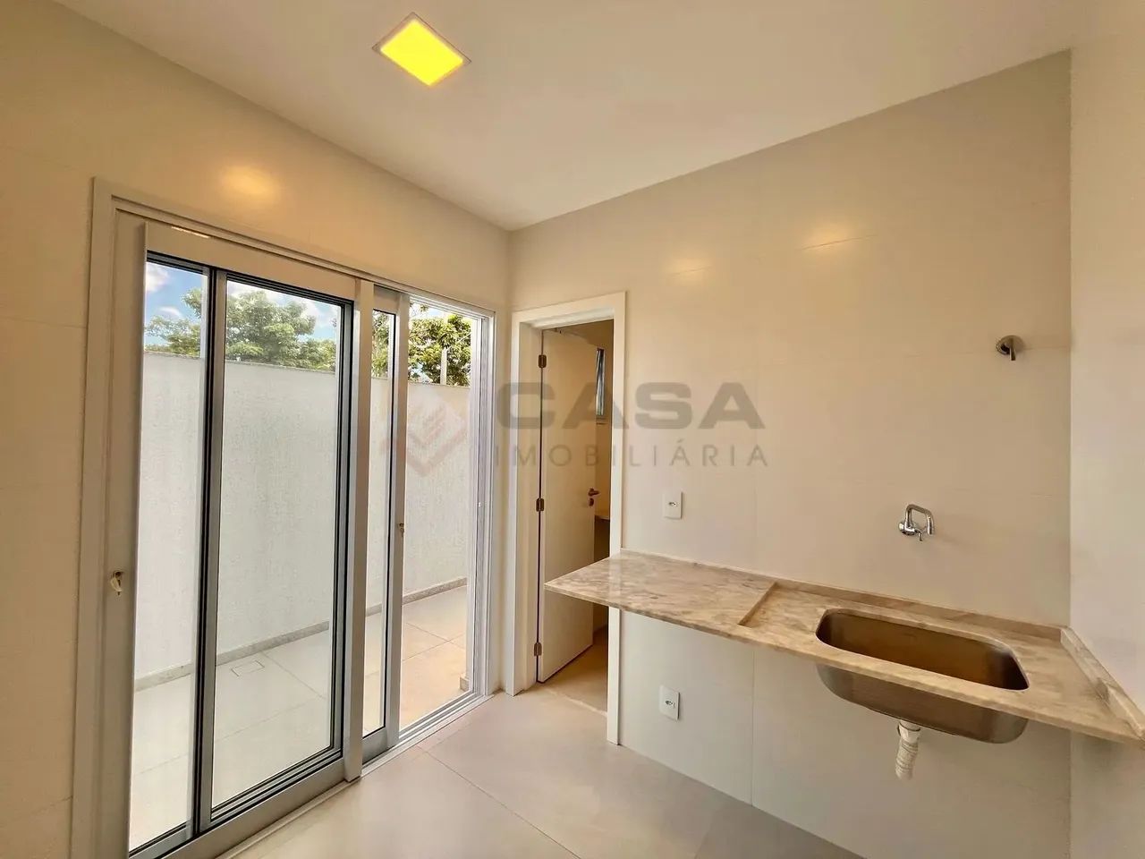 Oportunidade no Alphaville Jacuhy  Incrível casa linear de alto padrão com 4Q sendo 3 suít - Foto 5